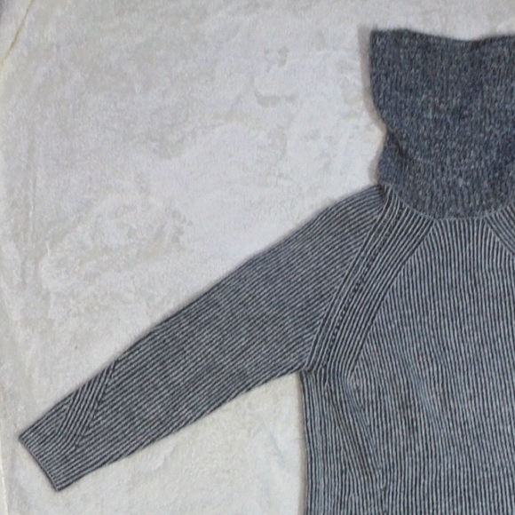NWOT Topshop Sweater Dress - Picture 3 of 11